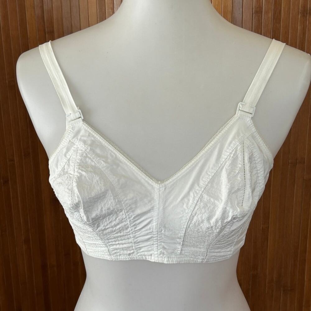 intage 1960s Maidenform Etude Cotton Bullet Bra 34B